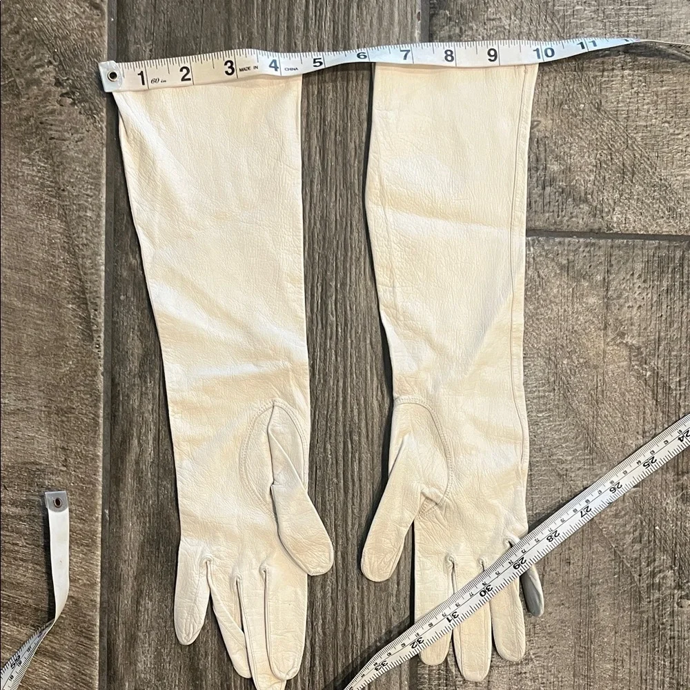 Vintage White Long kid Leather Opera Gloves